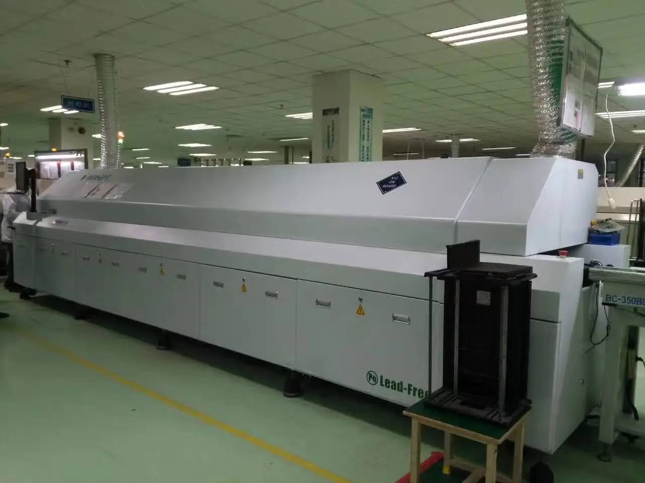 What Is a Reflow Soldering Machine?